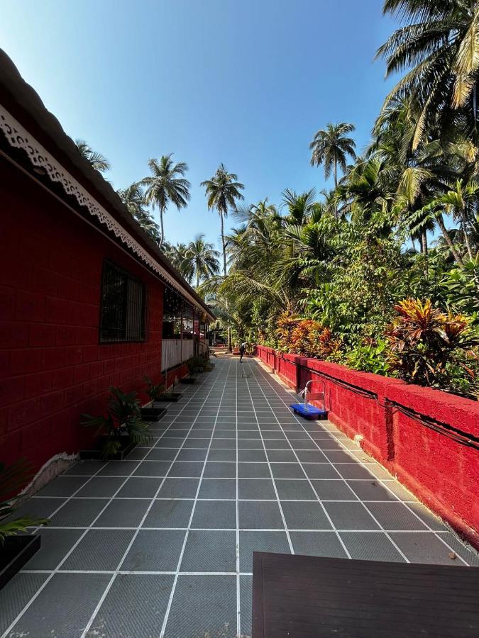 Srushti Sea Villa Resort Diveāgar Esterno foto