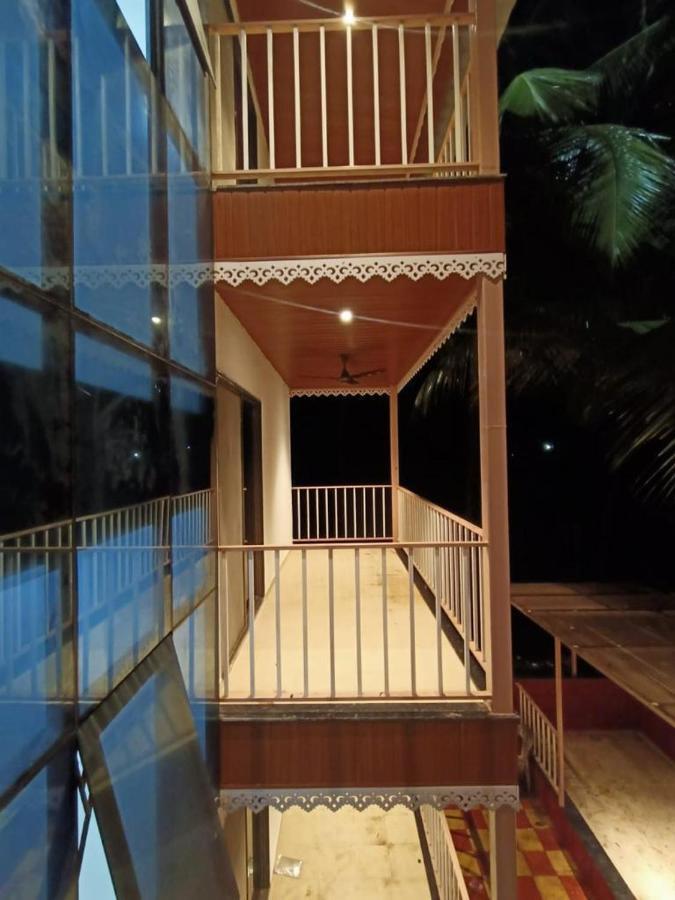 Srushti Sea Villa Resort Diveāgar Esterno foto